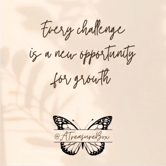 NEW INVENTORY ALERT | Bookmark My Closet - Picture 2 of 6